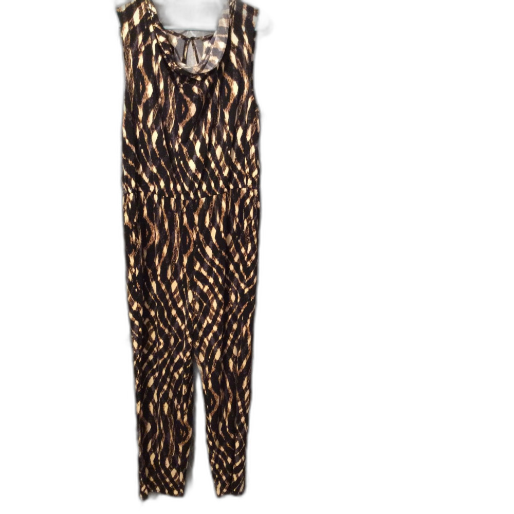 New NWT Size XL Women's Jumpsuit Chain Drop Neckline sleeveless Pockets